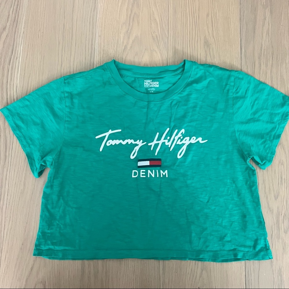 Tommy Hilfiger green short sleeve t-shirt crop top logo size large white